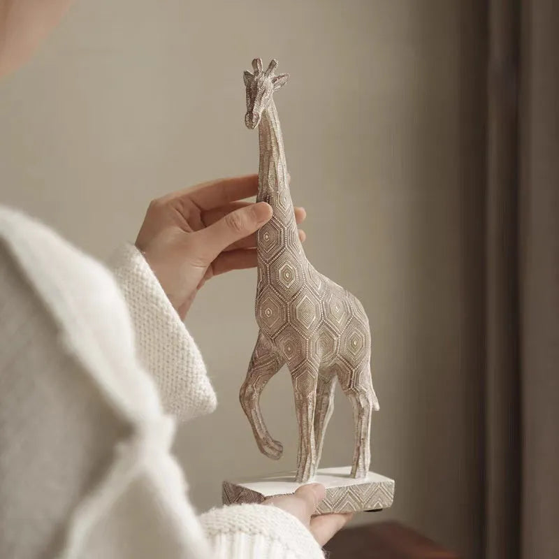 Wood colour synthetic resin giraffe ornament for shelf decoration, 30.5 cm tall.