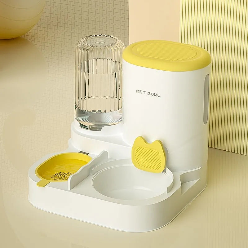 Automatic cat feeding and water fountain station with integrated double bowl in avocado green