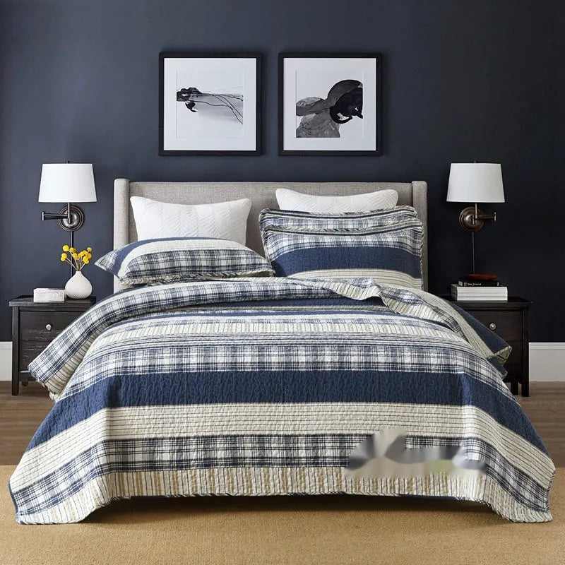 Quilted pure cotton bed cover set with printed pattern for a 1.5-1.8m bed, shown with two pillowcases.