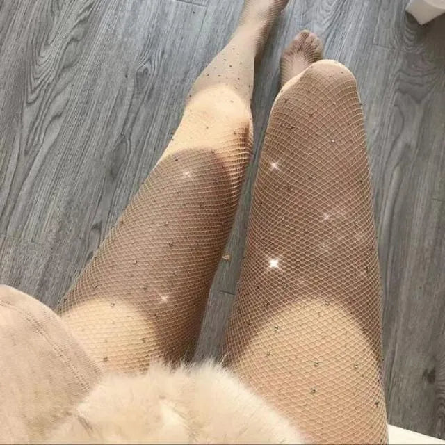 Women's fishnet stockings with diamond pattern mesh in black, white and skin colour options