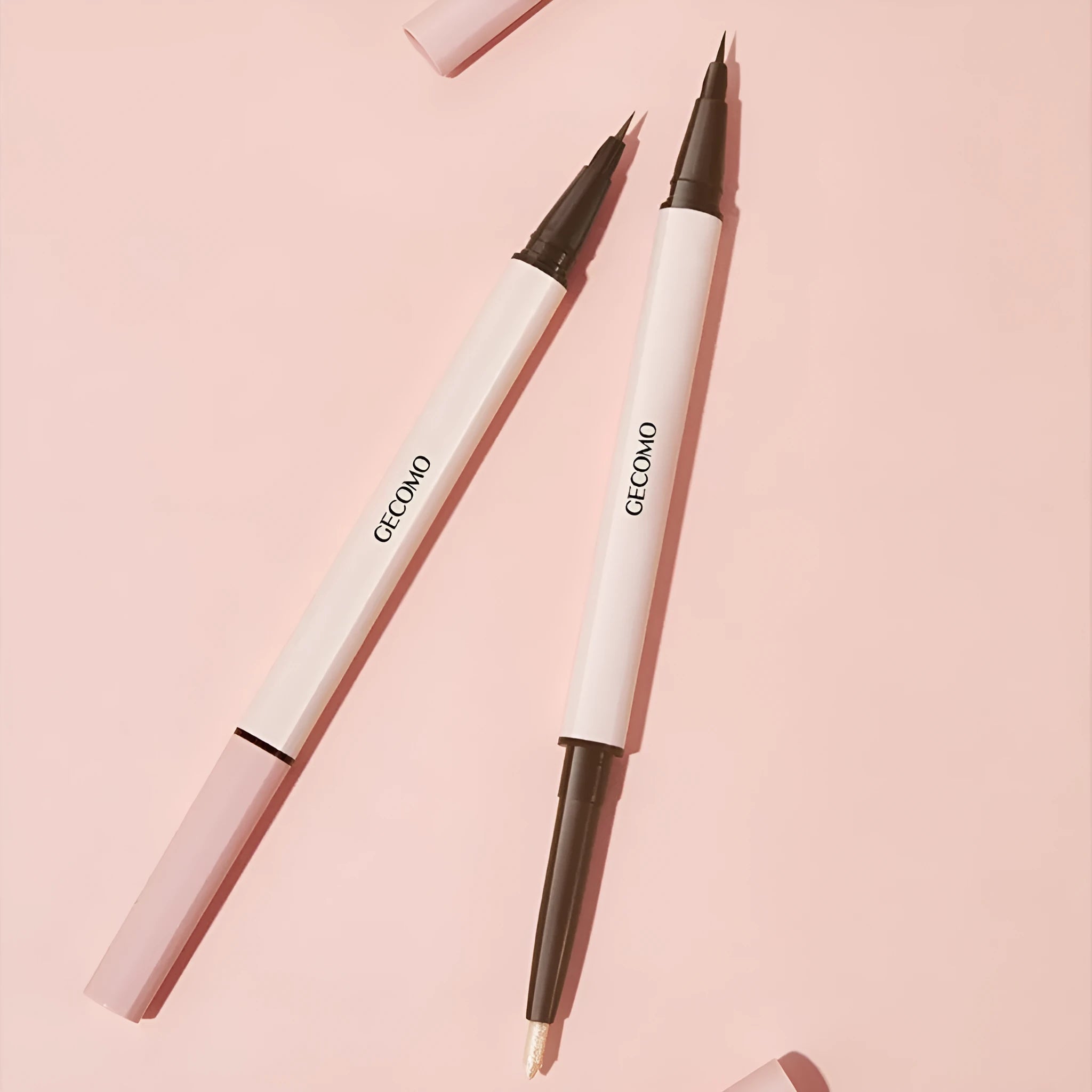 Double headed silkworm eyeliner pen with stereoscopic star eyes design in pearlescent liquid formula