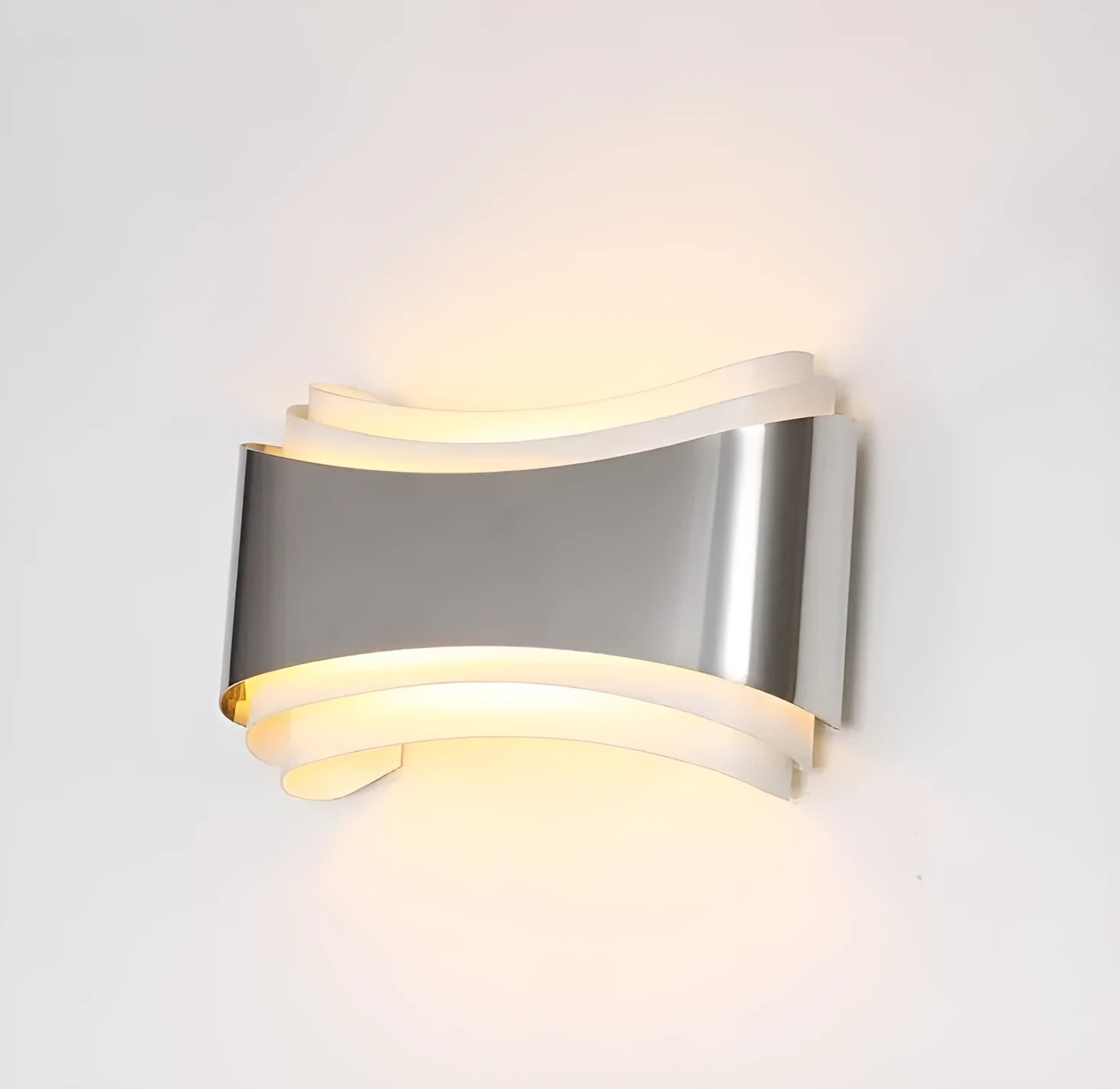 Modern LED wall lamp with warm white light, 23cm wide by 13cm high with matte finish