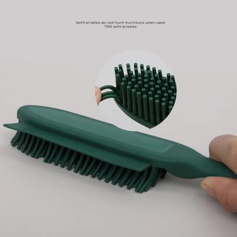 Green pet grooming brush with rubber massage tips for dogs and cats, 12.5 cm length