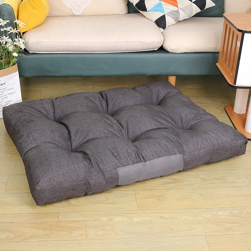 Thick gray polyester kennel nest dog bed for large dogs, 98x77x12cm, on floor