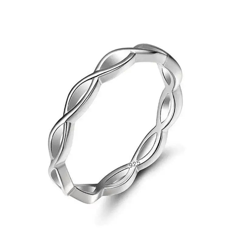 925 silver cross twist ring for women on white background, US size 7, silver colour