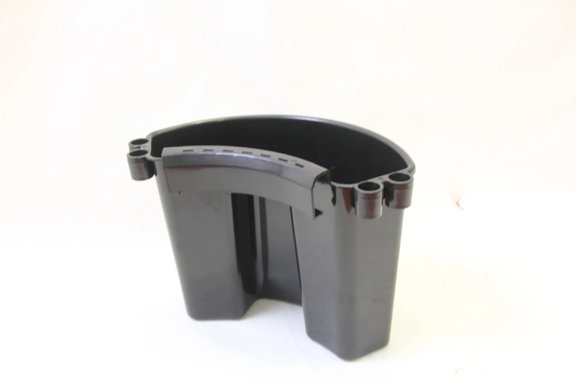 Car washing bucket in PP material available in black, red, blue and pink colour options