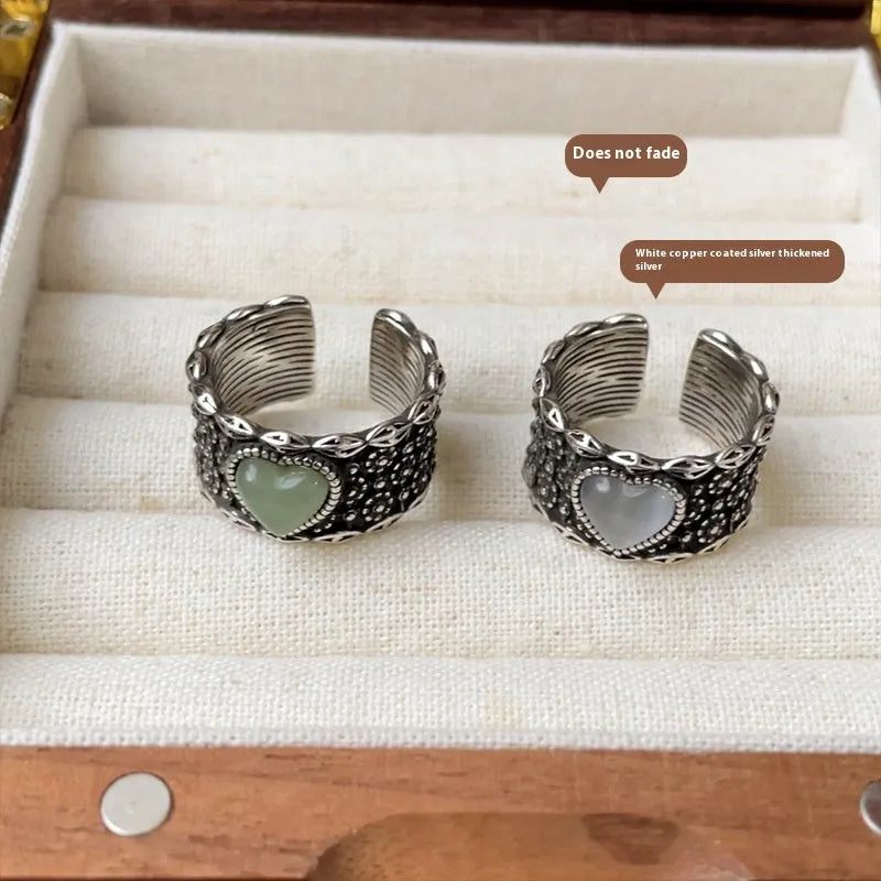 Adjustable heart-shaped ring with white copper plating and retro wide-faced design