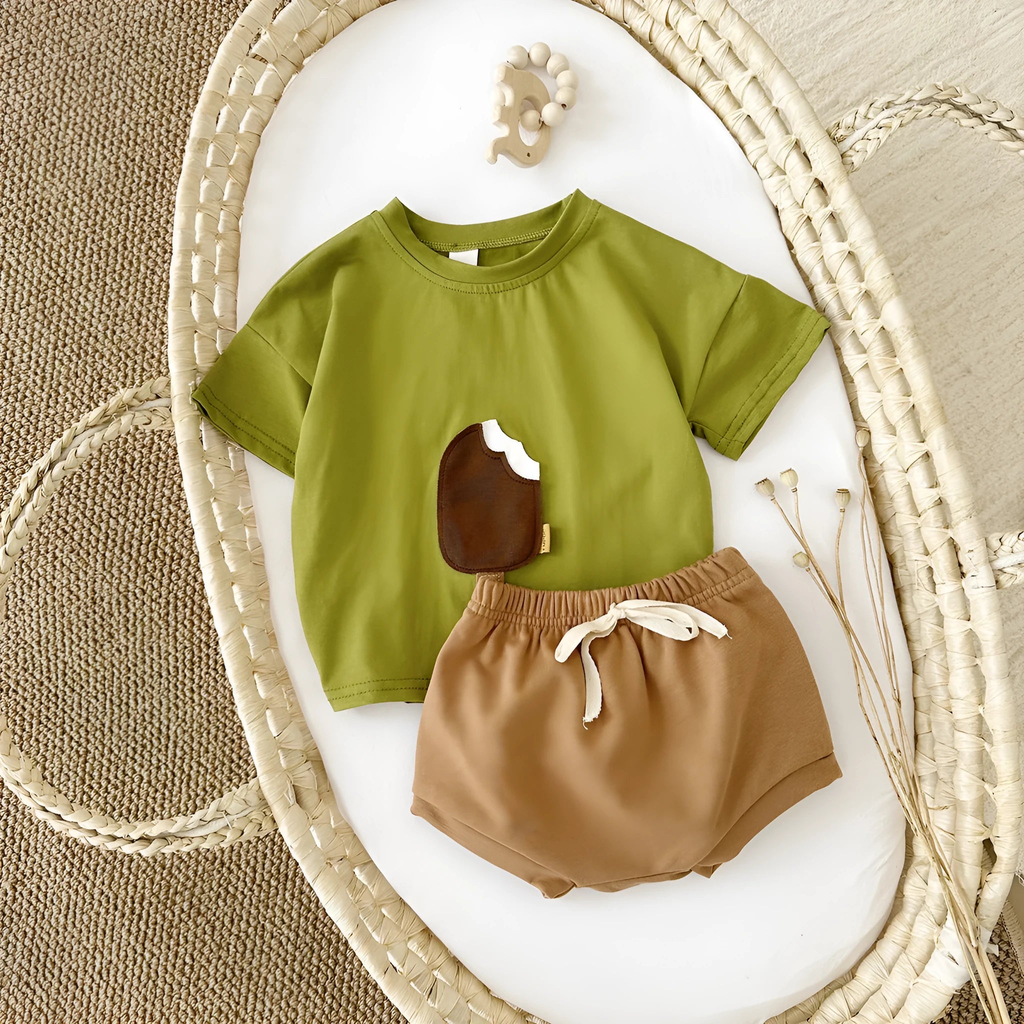 Girls' apricot cotton shorts suit two-piece set with ice cream patch on shirt.