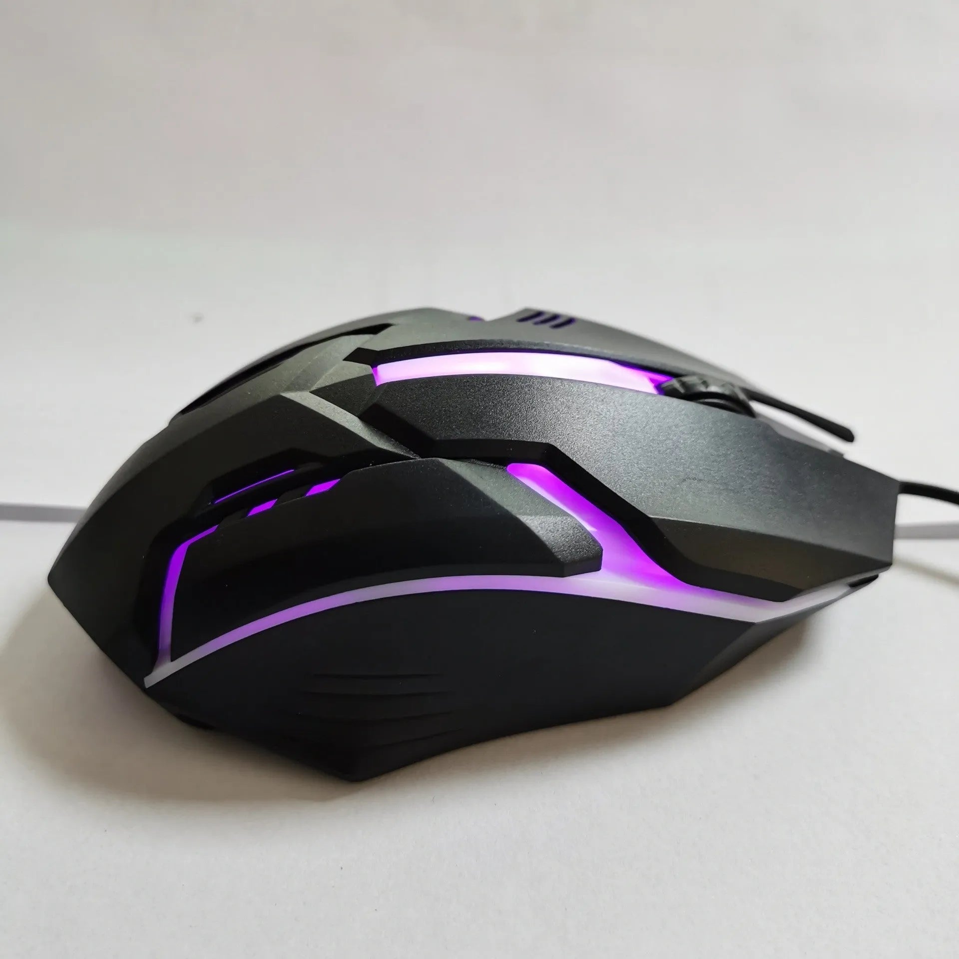 Wired luminous e-sports office computer mouse with USB interface and 1.35 metre cable, black colour