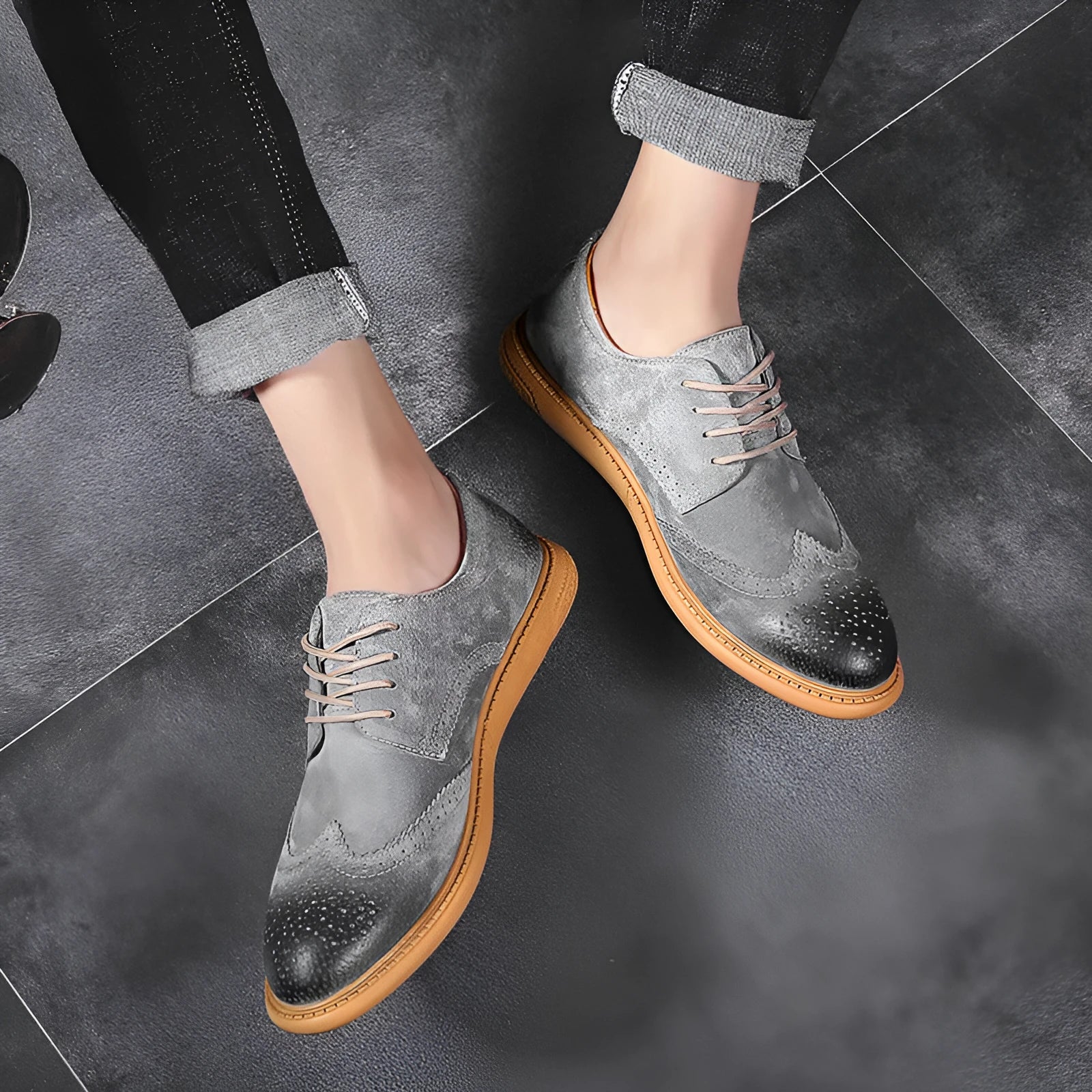 Men's grey genuine leather business shoes with retro lace-up design and rubber sole