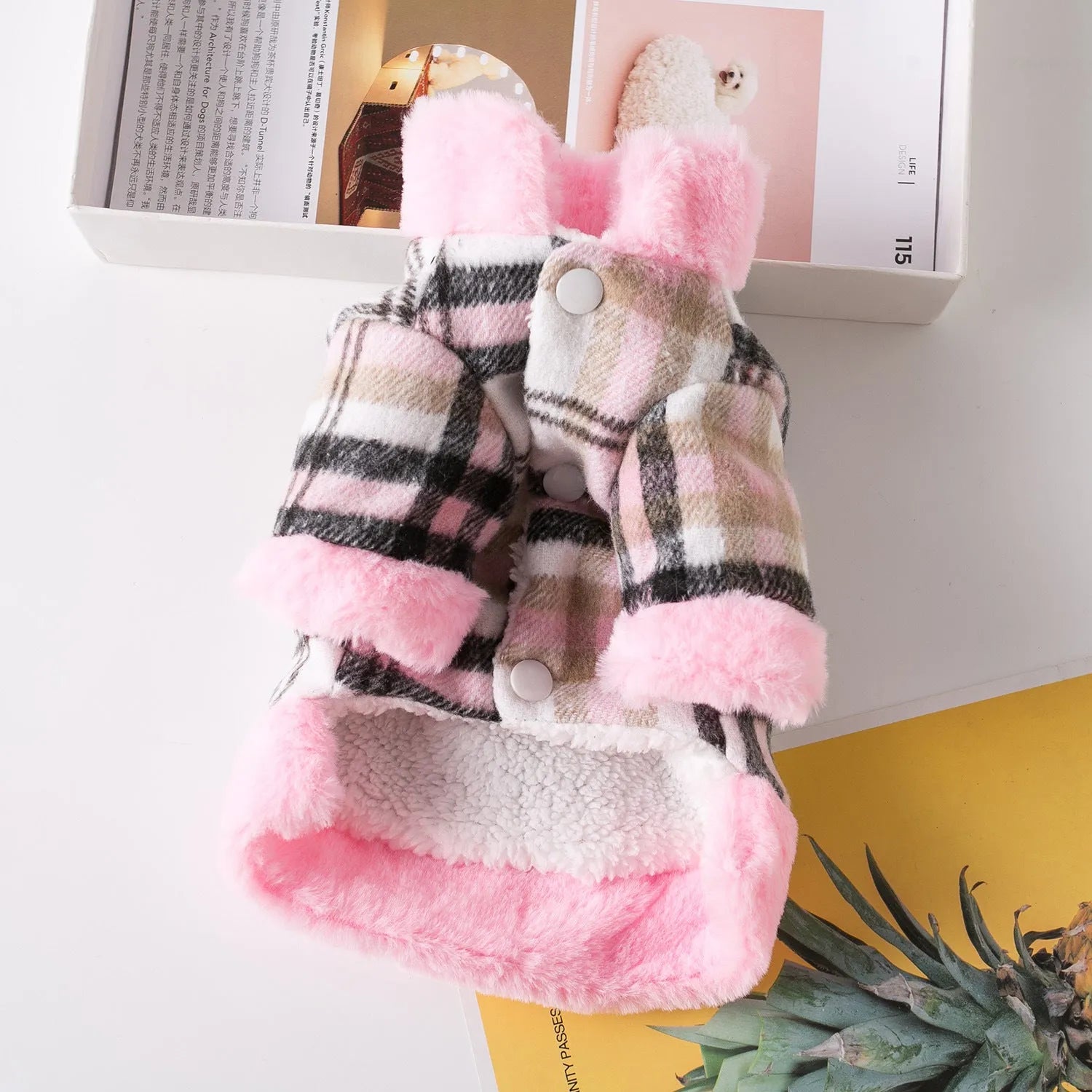 Thickened polyester pet dog coat in khaki with casual design for autumn winter
