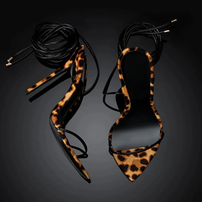 Women's leopard print Roman sandals with pointed toe and buckle fastening on rubber sole