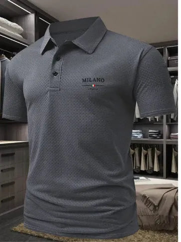 Men's loose fit lapel collar polo shirt in solid colour made from breathable pinhole fabric.