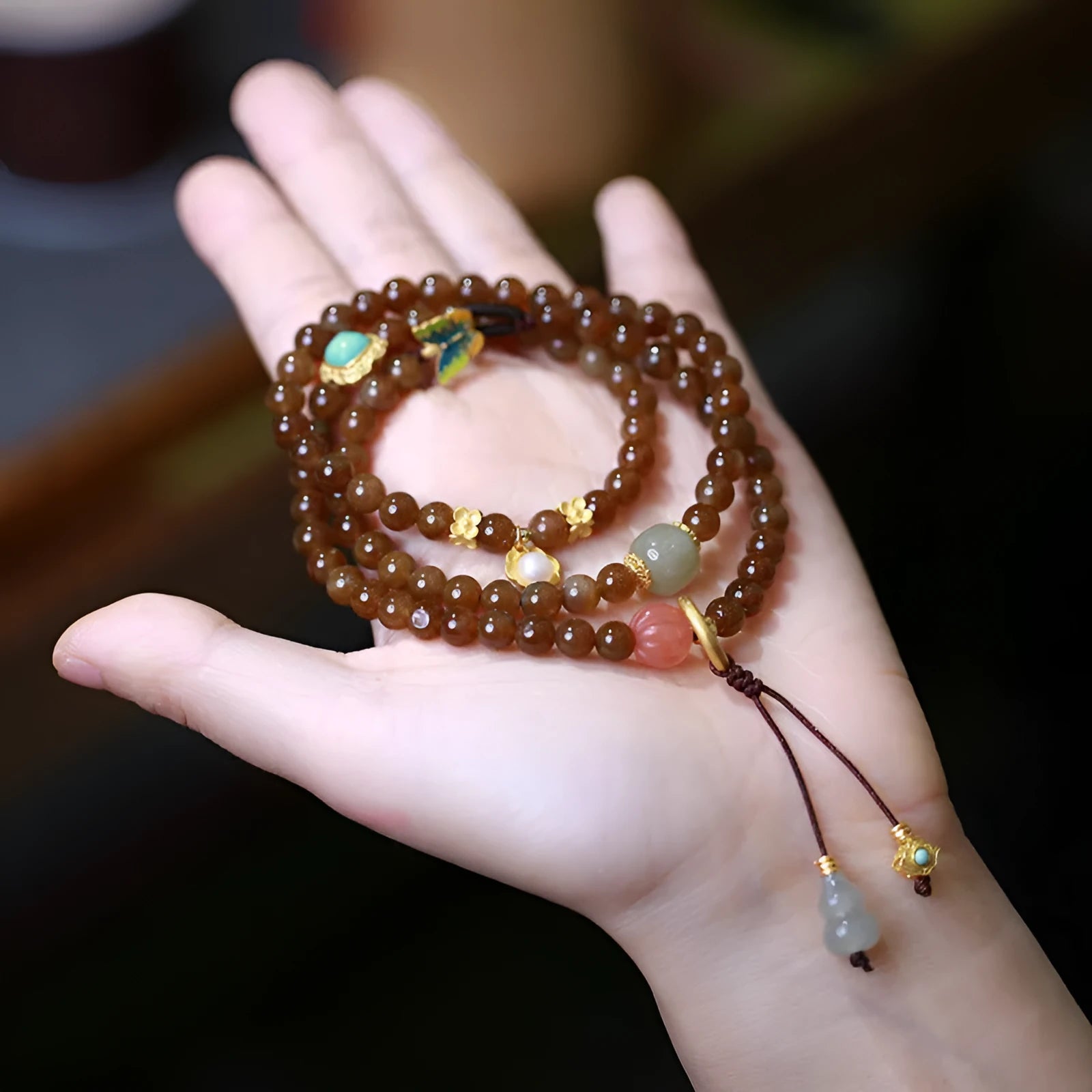 Brown jade Hetian jade three-ring bracelet with silver plated details for 14-16 cm wrists.